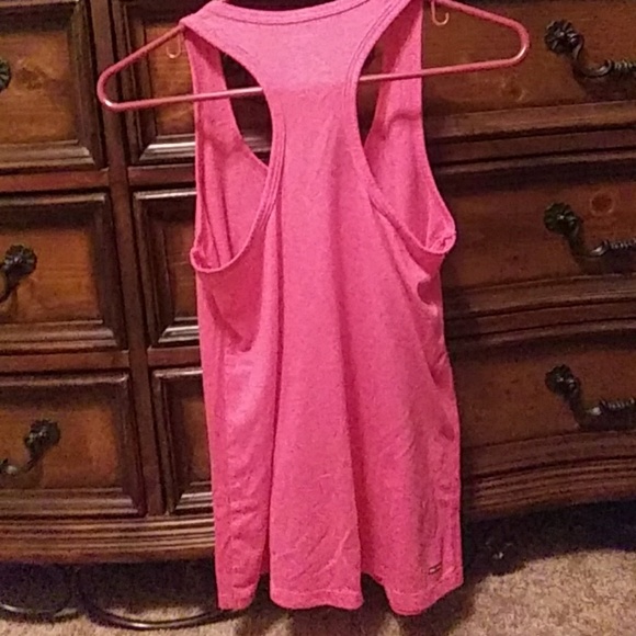 Work out top - Picture 3 of 3